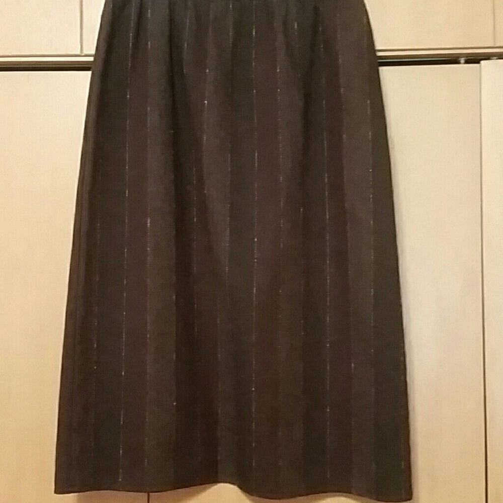 Wool skirt